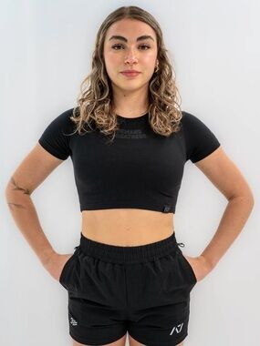 A7 DEMAND GREATNESS TRUE-FIT WOMEN'S MEET CROP - STEALTH Sz M